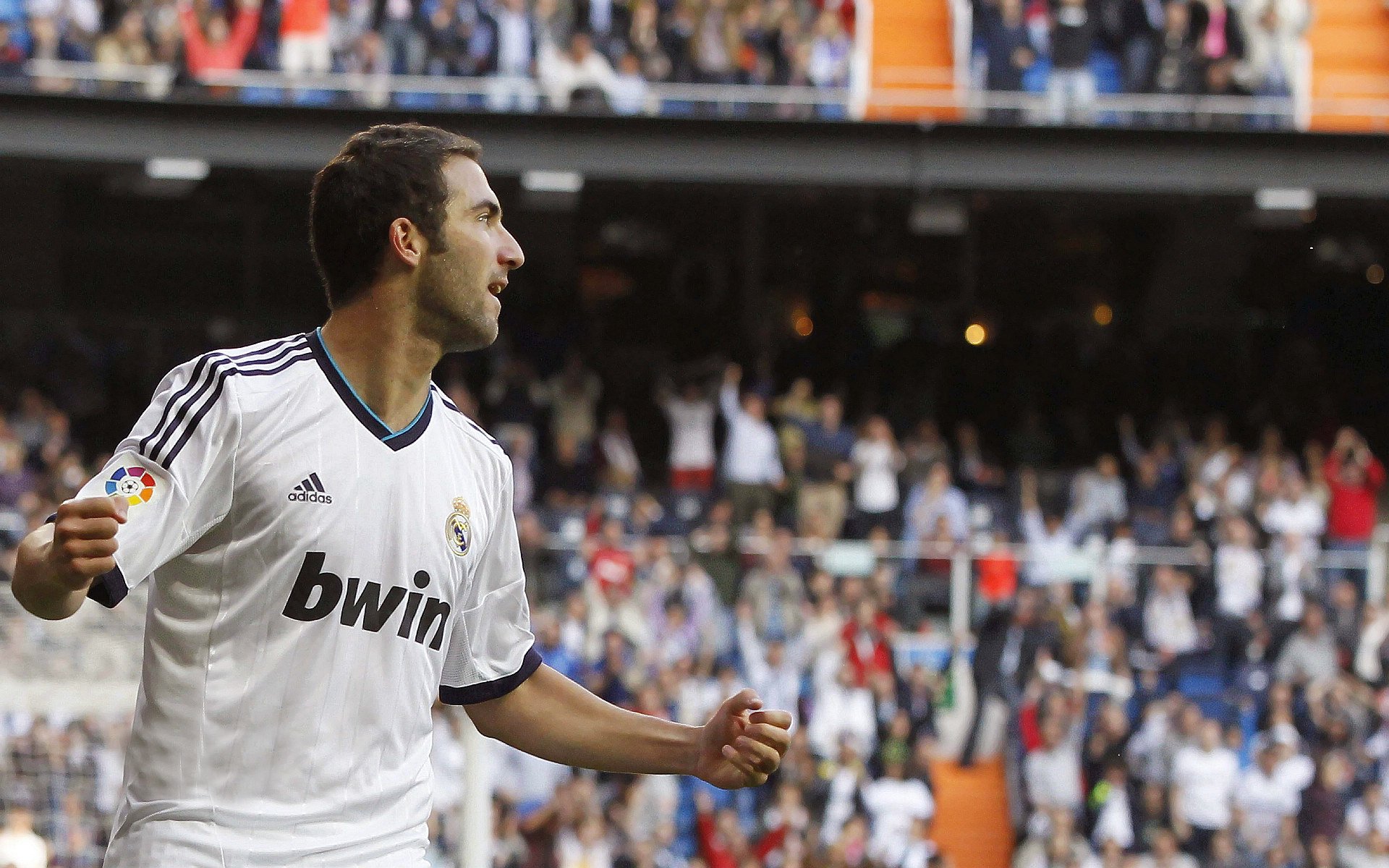 炉石传说年度超级杯激战正酣，策略对决令人震撼，炉石传说2020比赛